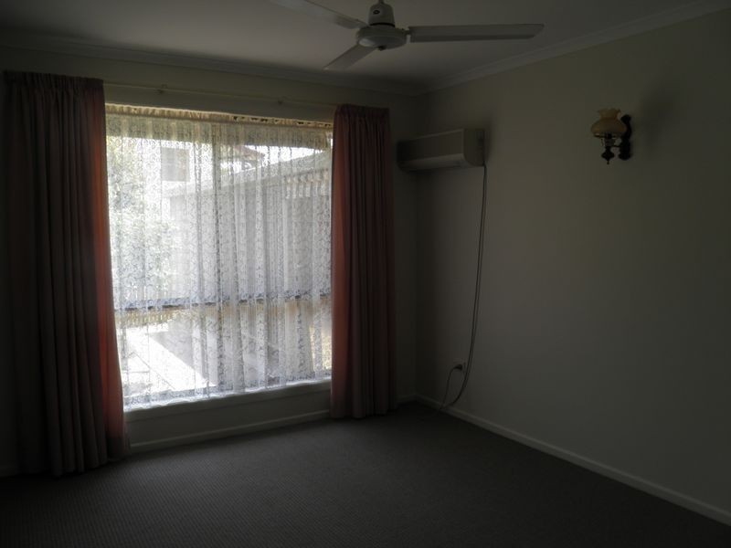 3 Salgado Street, Boyne Island QLD 4680