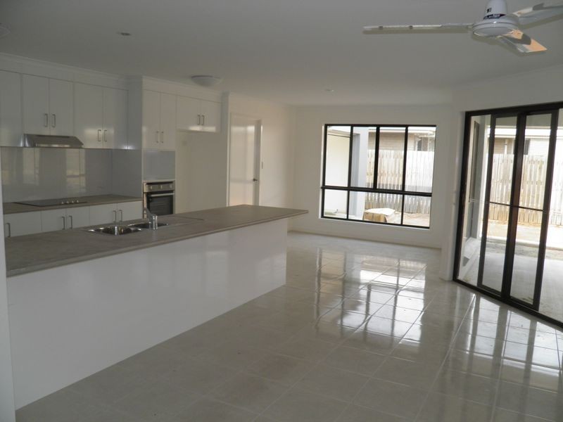 24 Longreach Court, Tannum Sands QLD 4680