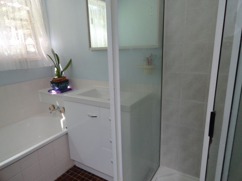 6 Fitzroy Court, Boyne Island QLD 4680