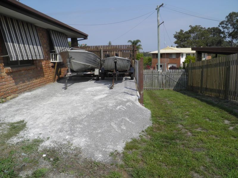 6 Fitzroy Court, Boyne Island QLD 4680