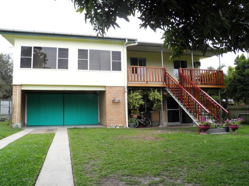 33 Katandra Street, Boyne Island QLD 4680