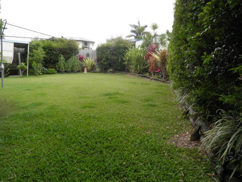 6 Helena Court, Boyne Island QLD 4680