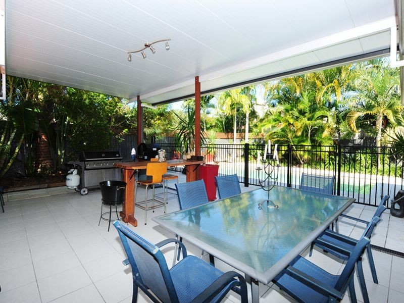 105 The Oaks Road, Tannum Sands QLD 4680