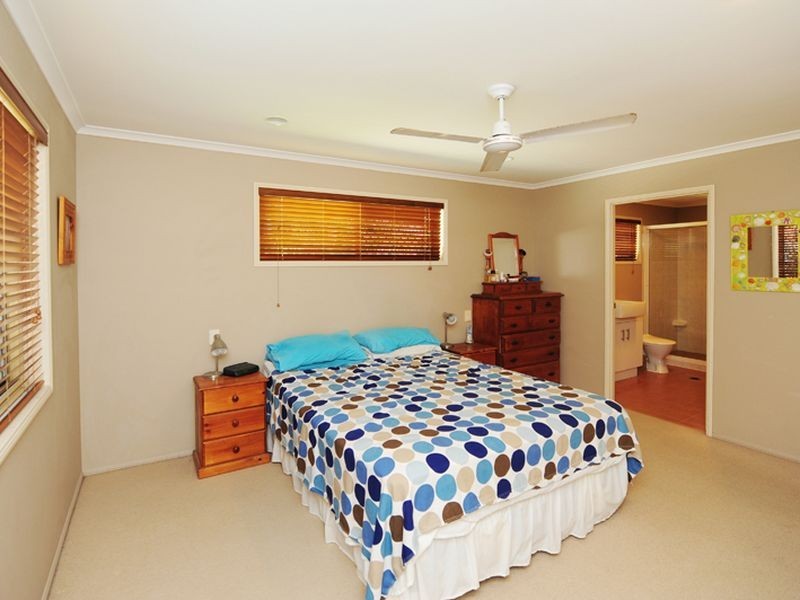 105 The Oaks Road, Tannum Sands QLD 4680