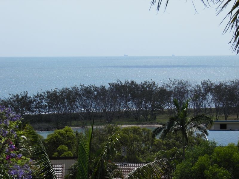 3 Creek Road, Tannum Sands QLD 4680