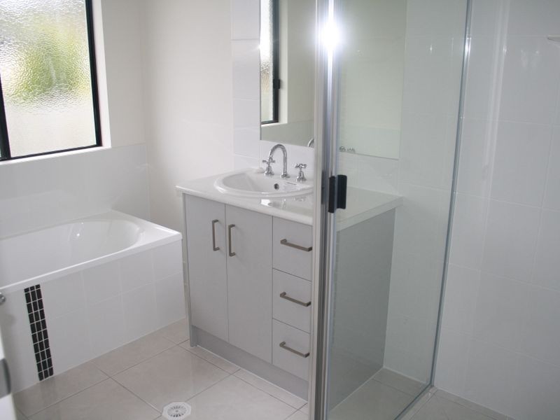 7 Surita Court, Boyne Island QLD 4680