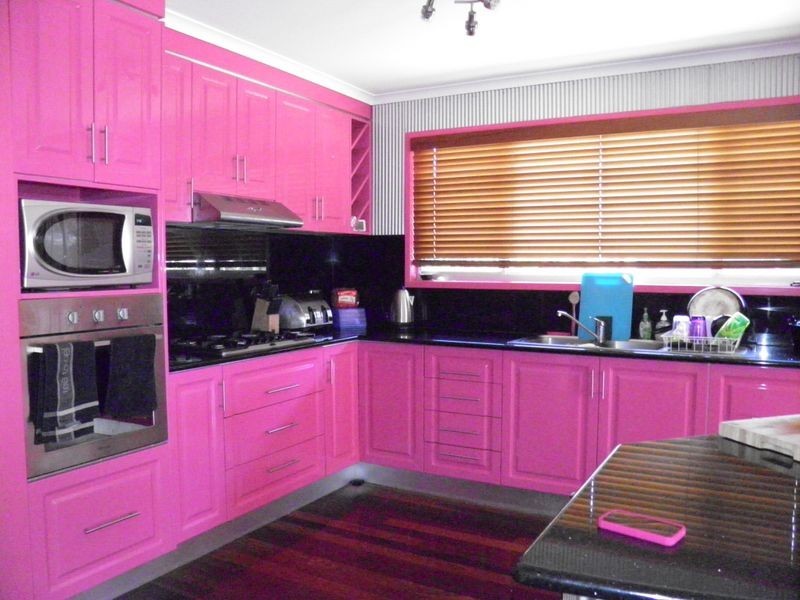 17 Chauvel Court, Boyne Island QLD 4680