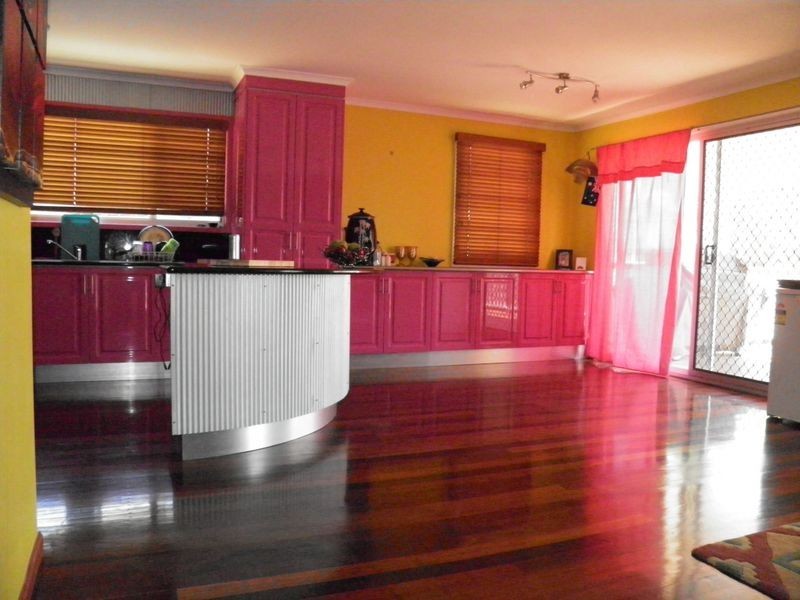 17 Chauvel Court, Boyne Island QLD 4680