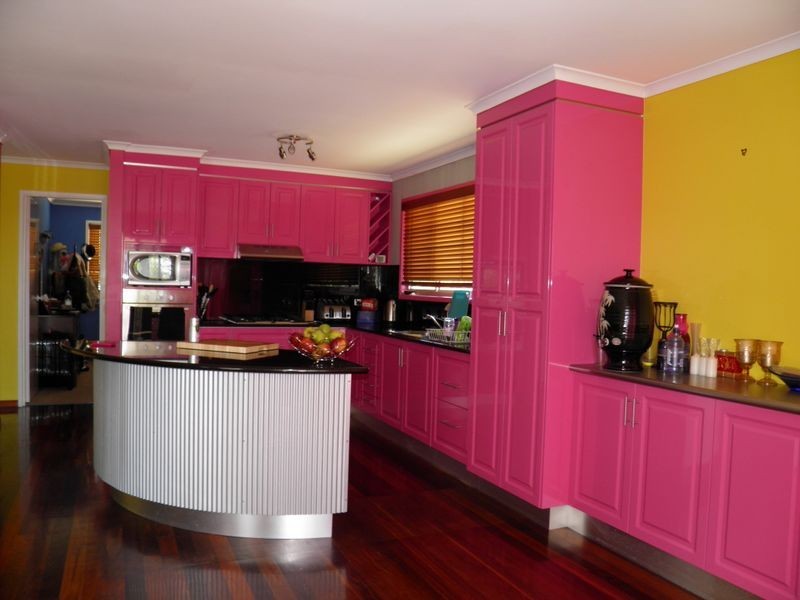 17 Chauvel Court, Boyne Island QLD 4680