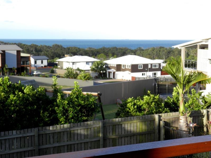 74 Booth Avenue, Tannum Sands QLD 4680