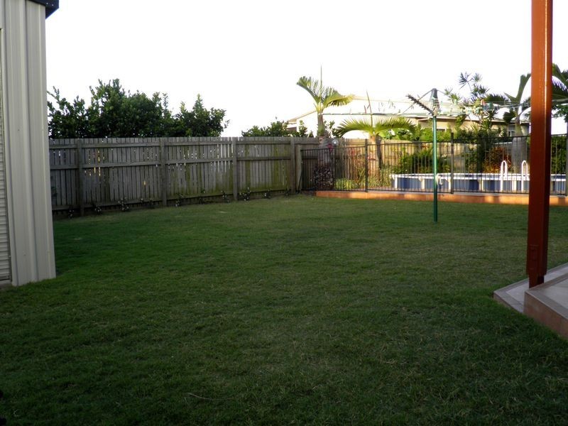 74 Booth Avenue, Tannum Sands QLD 4680