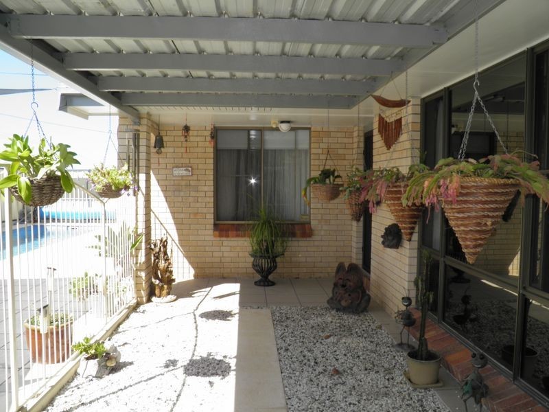 26 Edward Street, Boyne Island QLD 4680