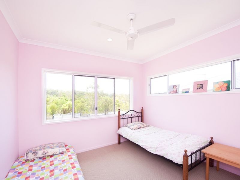 13 Jenny Lind Court, Boyne Island QLD 4680