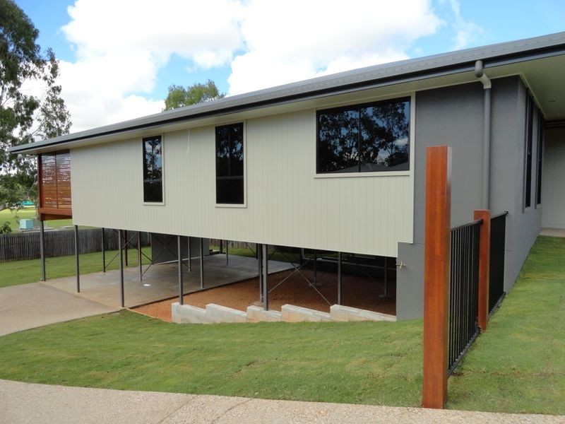 40 Golf View Drive, Boyne Island QLD 4680