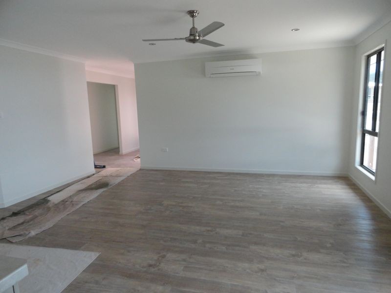 40 Golf View Drive, Boyne Island QLD 4680