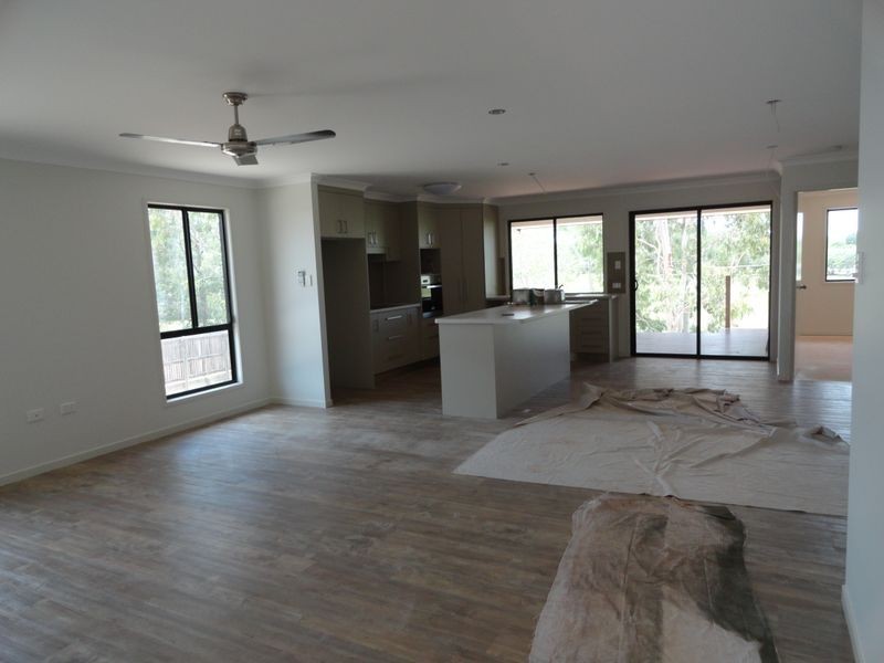 40 Golf View Drive, Boyne Island QLD 4680