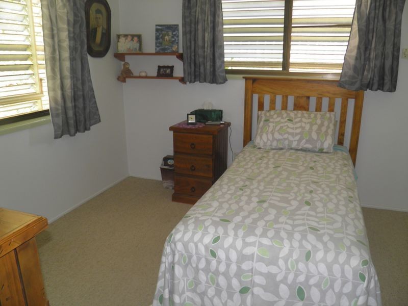 15 Polmaise Street, Boyne Island QLD 4680