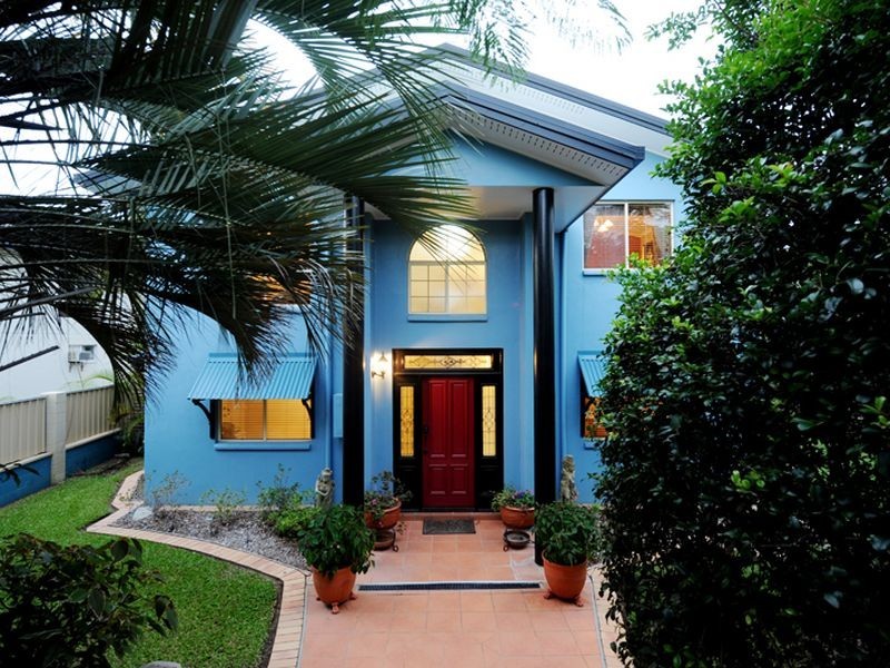 51 Booth Avenue, Tannum Sands QLD 4680