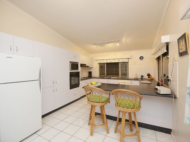 51 Booth Avenue, Tannum Sands QLD 4680