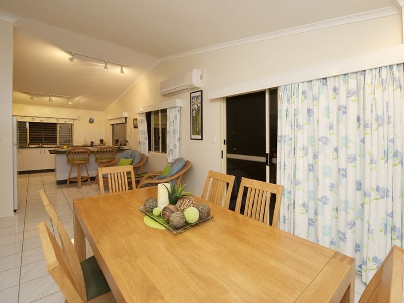 51 Booth Avenue, Tannum Sands QLD 4680