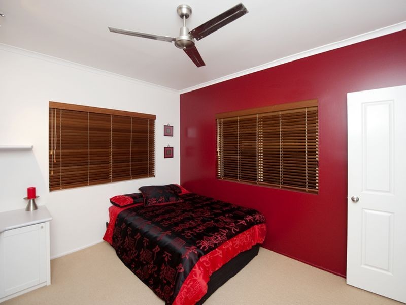 51 Booth Avenue, Tannum Sands QLD 4680