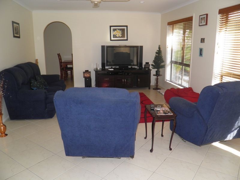 45 Sayre Cresent, Boyne Island QLD 4680