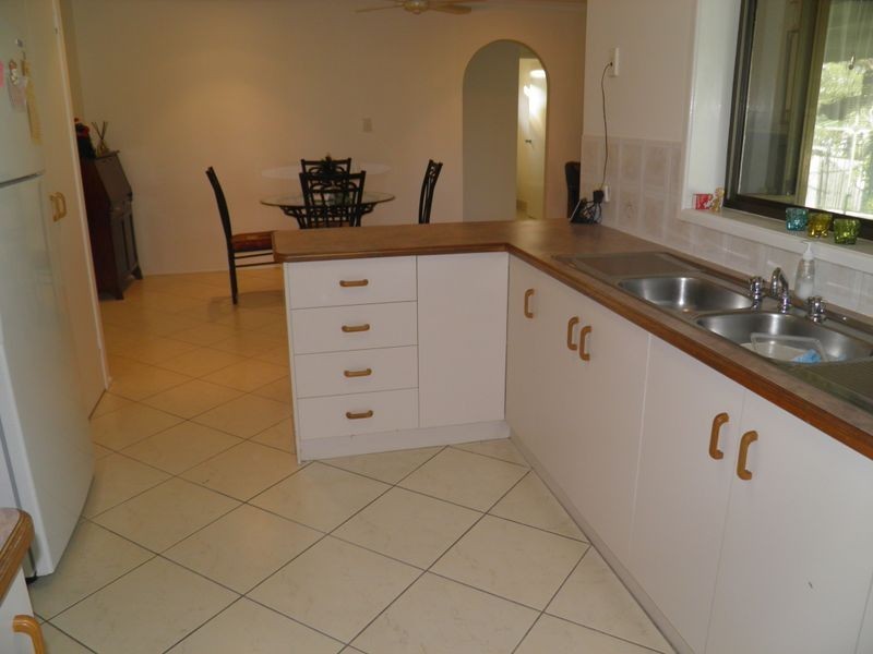 45 Sayre Cresent, Boyne Island QLD 4680