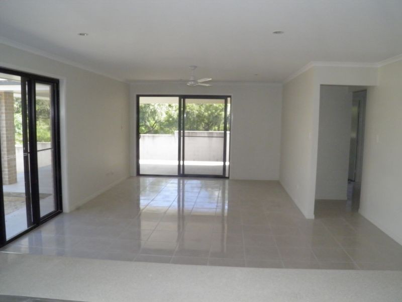 9 The Promenade, Boyne Island QLD 4680