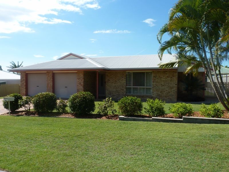 24 Geoffrey Thomas Drive, Tannum Sands QLD 4680