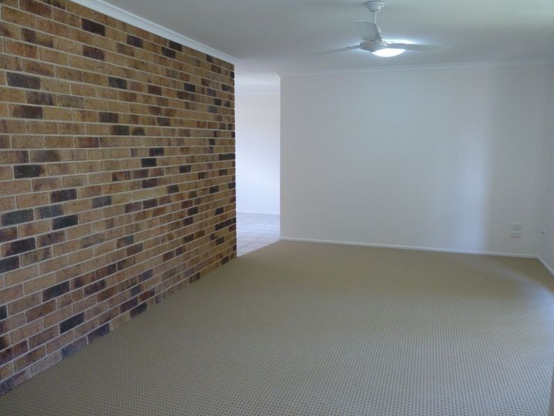 24 Geoffrey Thomas Drive, Tannum Sands QLD 4680