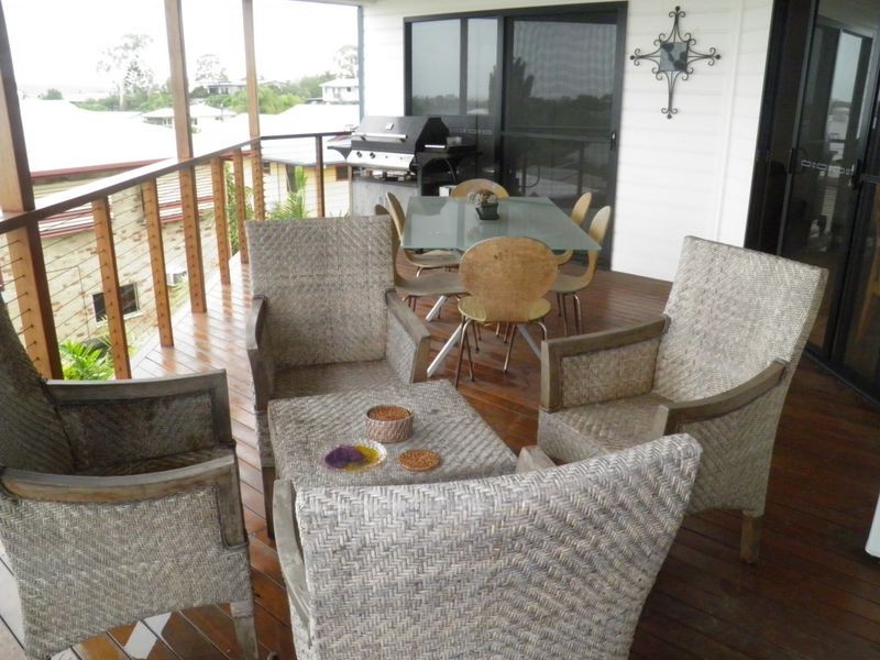 35 Lighthouse Drive, Boyne Island QLD 4680
