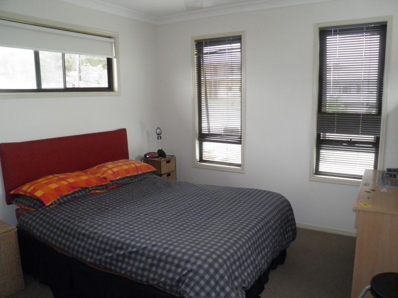 35 Lighthouse Drive, Boyne Island QLD 4680