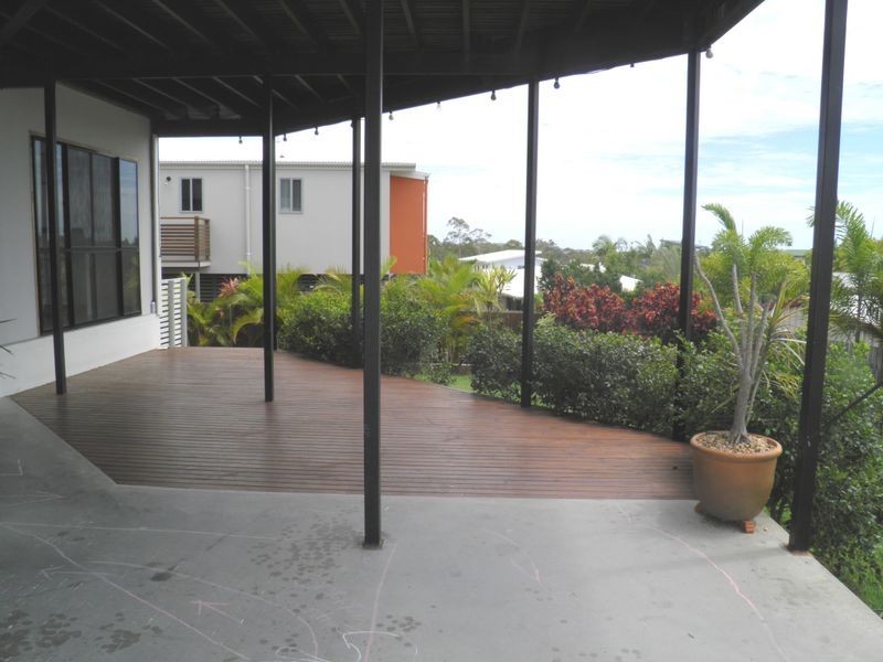 35 Lighthouse Drive, Boyne Island QLD 4680
