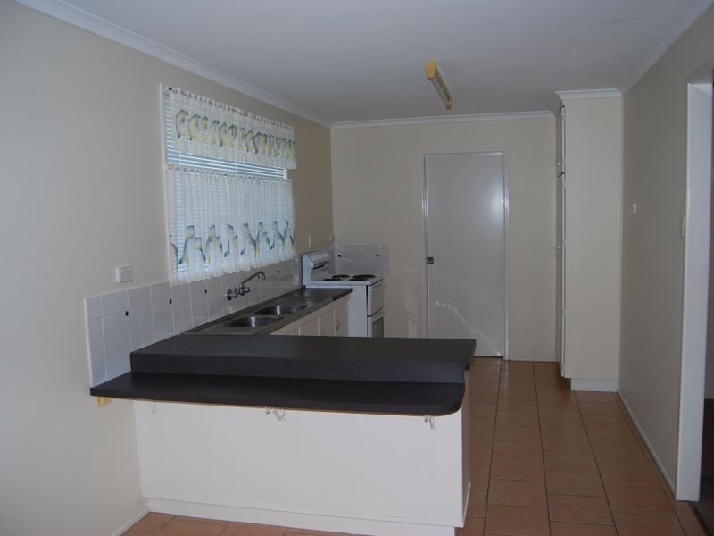 28 Edward  Street, Boyne Island QLD 4680