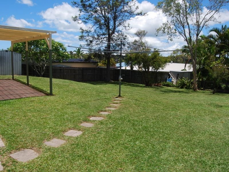 28 Edward  Street, Boyne Island QLD 4680