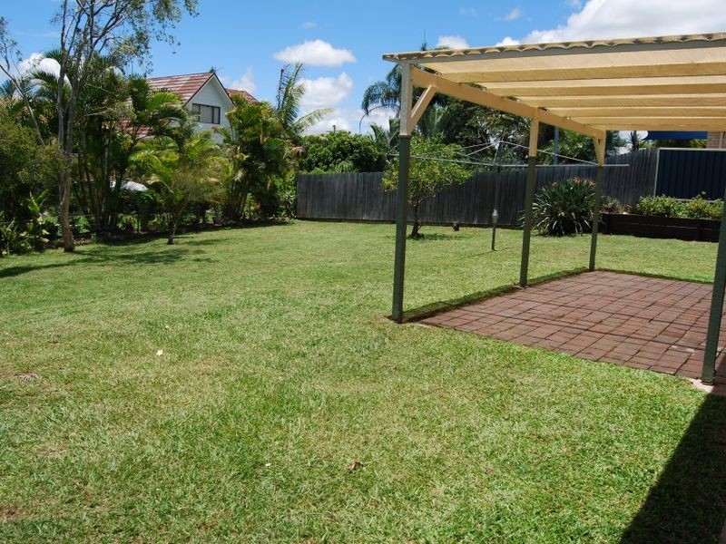 28 Edward  Street, Boyne Island QLD 4680