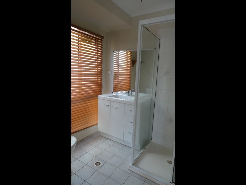 86 Malpas Street, Boyne Island QLD 4680