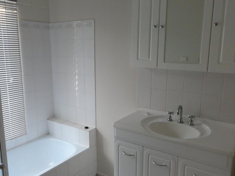 86 Malpas Street, Boyne Island QLD 4680