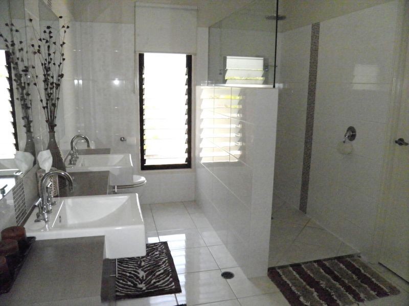 4 Plimsoll Court, Tannum Sands QLD 4680