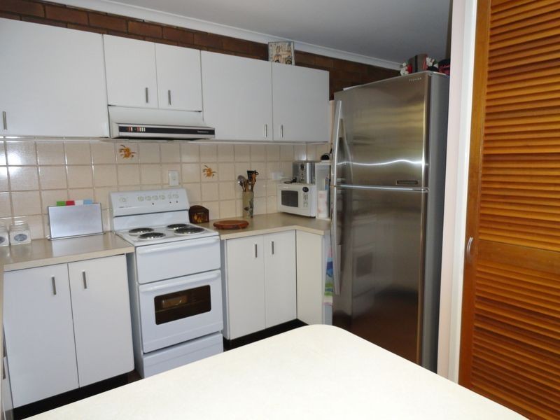 1/44 Sayre Crescent, Boyne Island QLD 4680