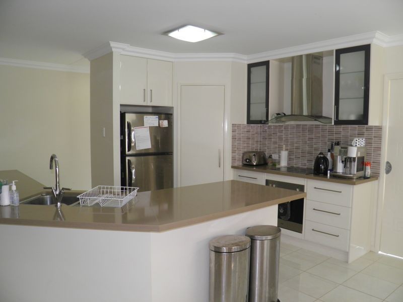 18 Melanie Court, Boyne Island QLD 4680