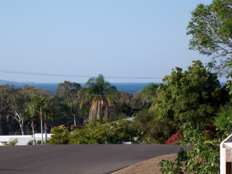 48 Booth Avenue, Tannum Sands QLD 4680