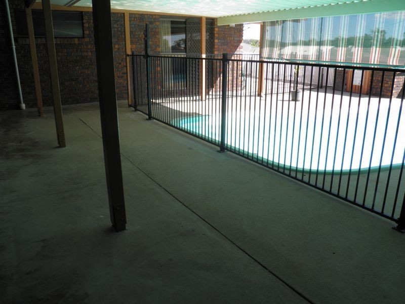 48 Booth Avenue, Tannum Sands QLD 4680