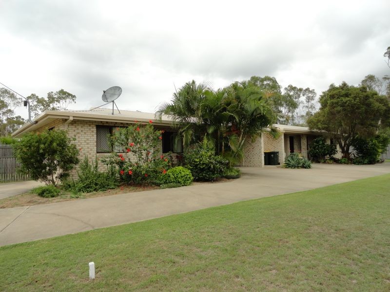 33 Centenary Drive, Boyne Island QLD 4680