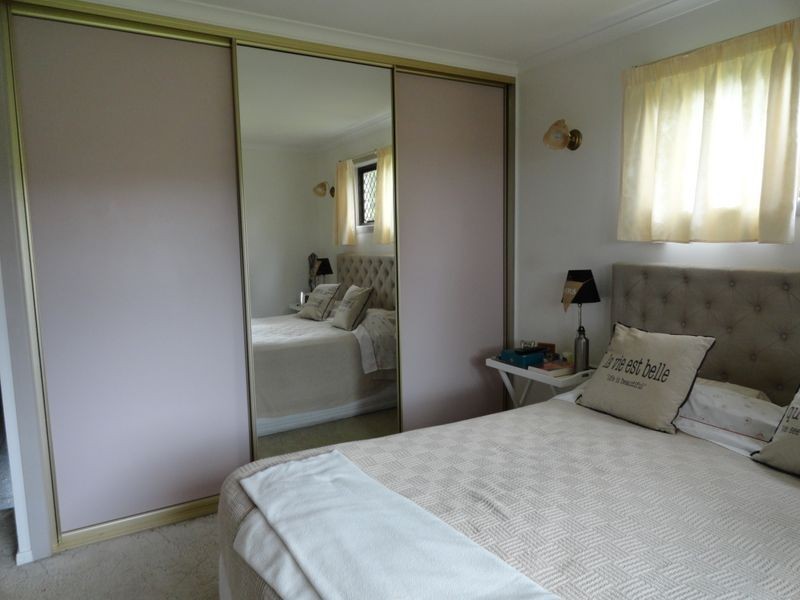 33 Centenary Drive, Boyne Island QLD 4680