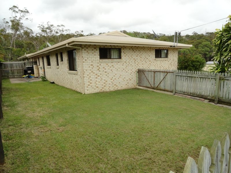 33 Centenary Drive, Boyne Island QLD 4680