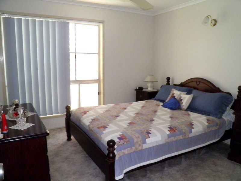 51 Katandra Street, Boyne Island QLD 4680