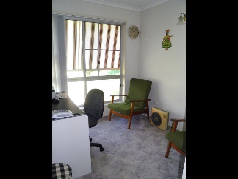 51 Katandra Street, Boyne Island QLD 4680