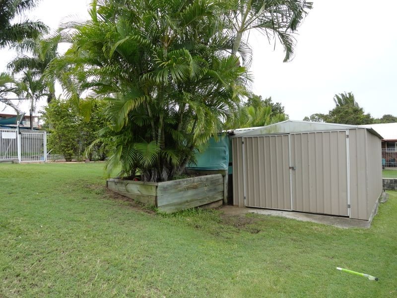 28 Crest Avenue, Boyne Island QLD 4680
