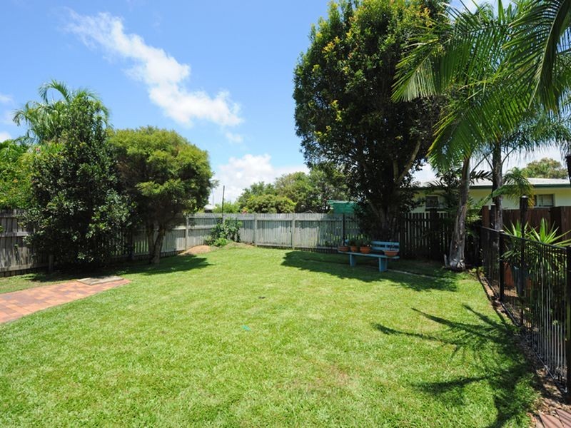 23 Alexander Street, Boyne Island QLD 4680